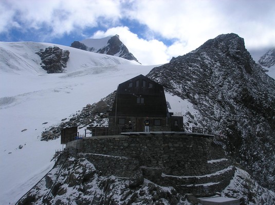 Photo exteriors Mountain hut with rooms Guide Val D'Ayas al Lambronecca