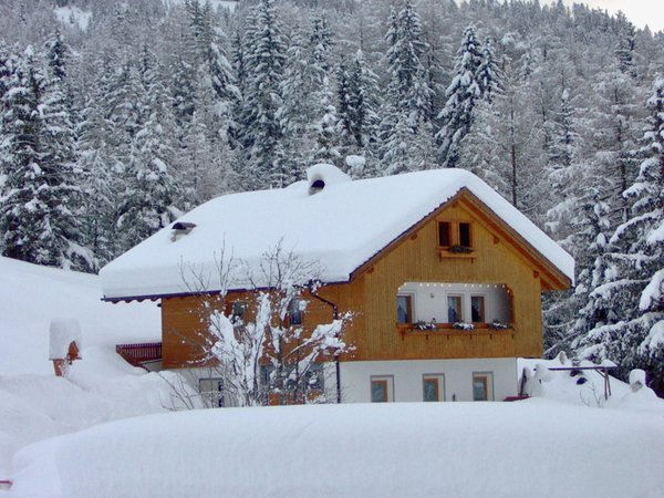 Foto esterno in inverno Maso Arslada
