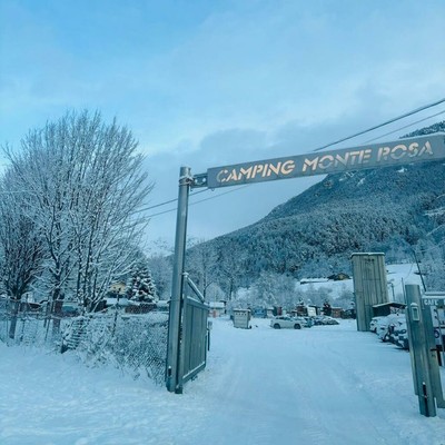 Foto Außenansicht Campingplatz Monte Rosa