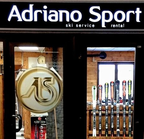 Foto esterno Noleggio e ski service Adriano Sport