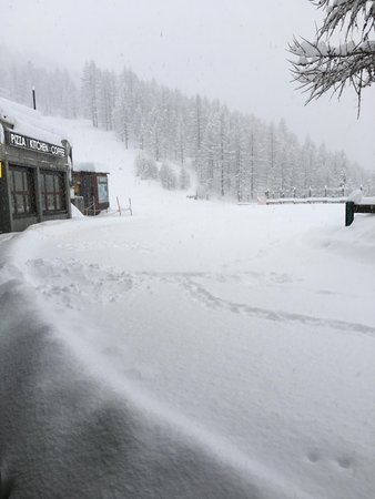 Foto esterno in inverno Valle Ski Service