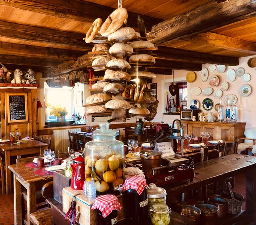 Das Restaurant La Thuile (Monte Bianco) Lo Riondet