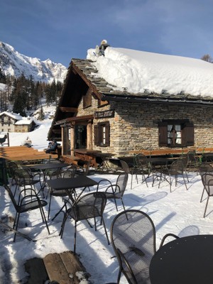 Foto esterno Rifugio Le Vieux Grenier