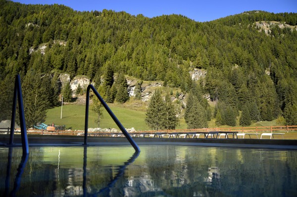 Foto della piscina all'aperto
