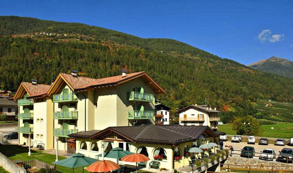 Foto esterno Hotel Monclassico
