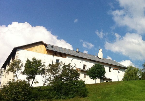 Foto esterno in estate Schloss Gravetsch