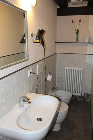 Foto del bagno Camere in agriturismo Sot la Napa