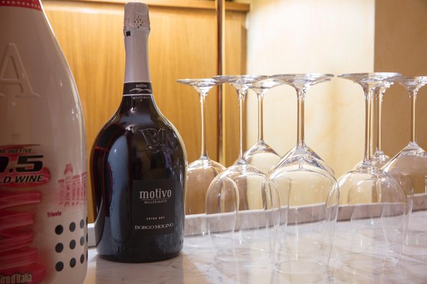 Foto del bar Hotel Montenegro