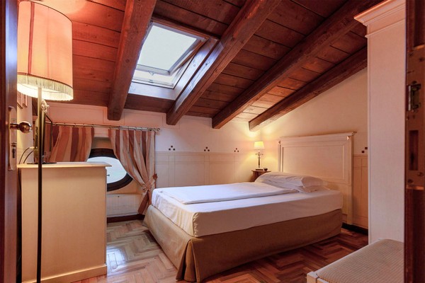 Foto vom Zimmer Hotel Villa Policreti