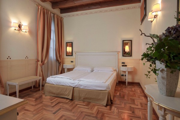 Foto vom Zimmer Hotel Villa Policreti