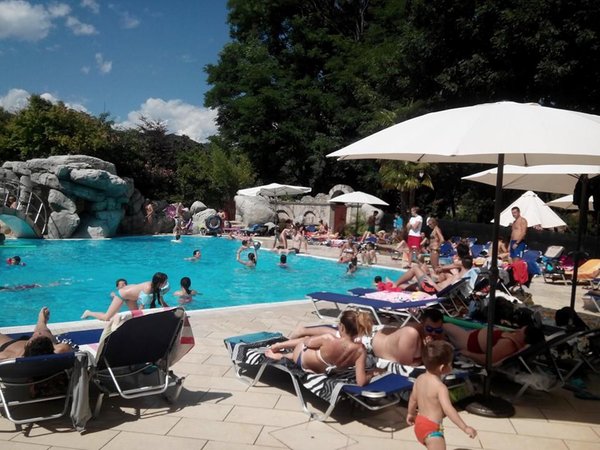 Foto della piscina all'aperto