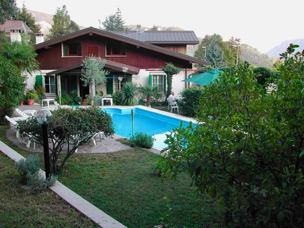 Foto esterno in estate Villa Margherita