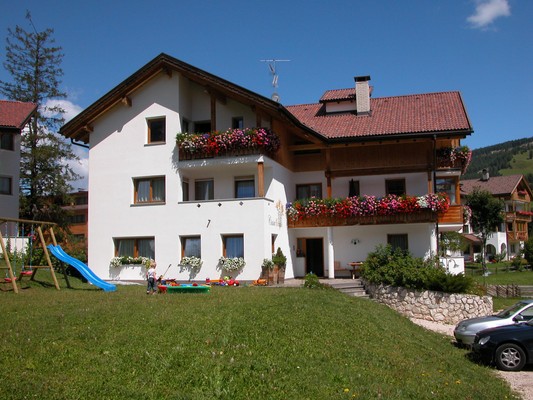 Photo exteriors Apartments Ciasa Sanvi