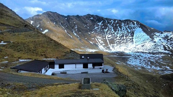 Winter Präsentationsbild Berghütte mit Zimmern Chiadinas