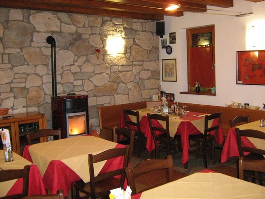 Das Restaurant Claut (Piancavallo und die Friauler Dolomiten) Vittoria