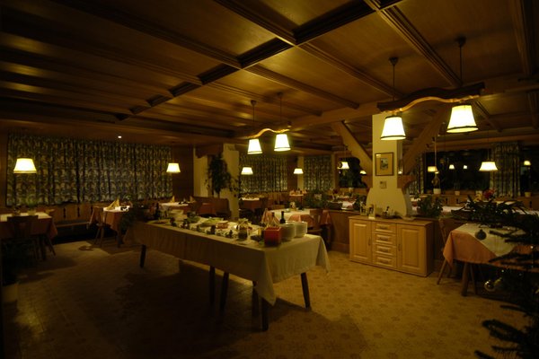 Il ristorante Tubre in Val Monastero Chavalatsch