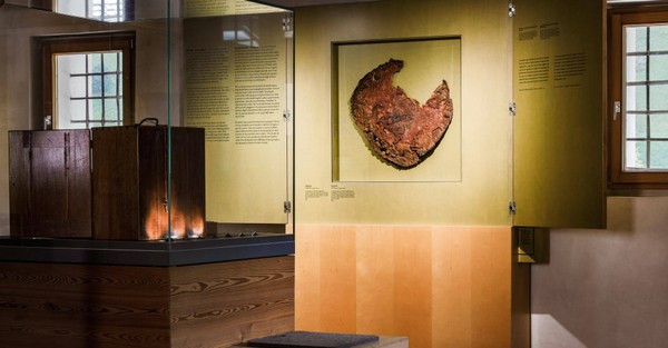 Foto einiger Details Südtiroler Bergbaumuseum - Steinhaus