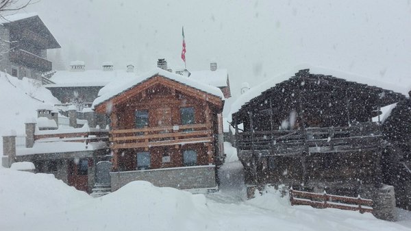 Foto esterno in inverno Chalet Volpi