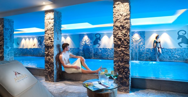 Foto della piscina coperta