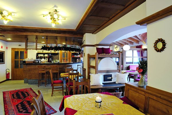 La hall