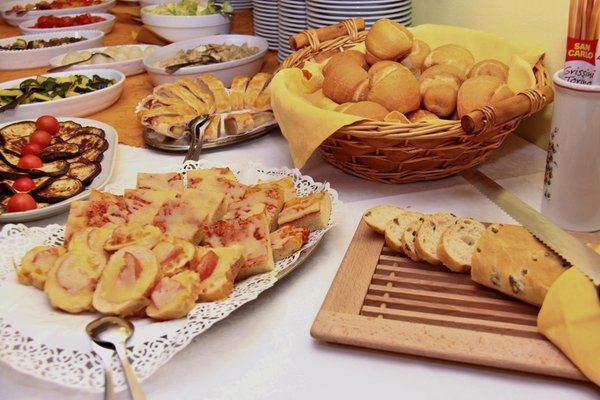 La colazione Hotel + Residence Orsa Maggiore