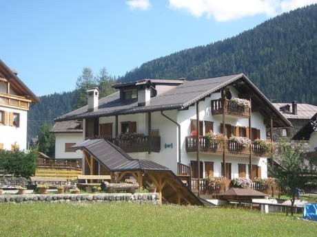 Foto esterno Hotel Ombrettola