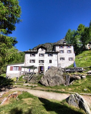 Photo exteriors Mountain hut with rooms Alpe Musella