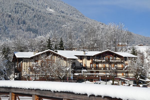 Winter Präsentationsbild Hotel Salgetti
