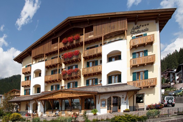 Foto esterno Hotel Jolanda