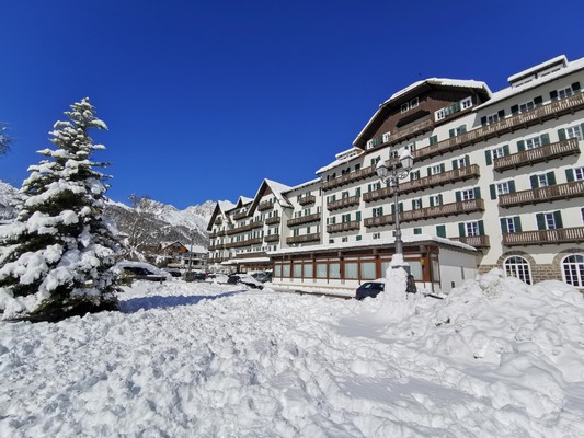 Photo exteriors TH San Martino - Majestic Dolomiti Hotel