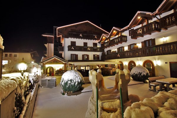 Winter Präsentationsbild Hotel Ai Tre Ponti