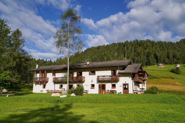 Foto esterno Hotel + Residence Locanda Val Canali