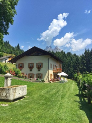Photo exteriors Bed & Breakfast Maso al Cervo