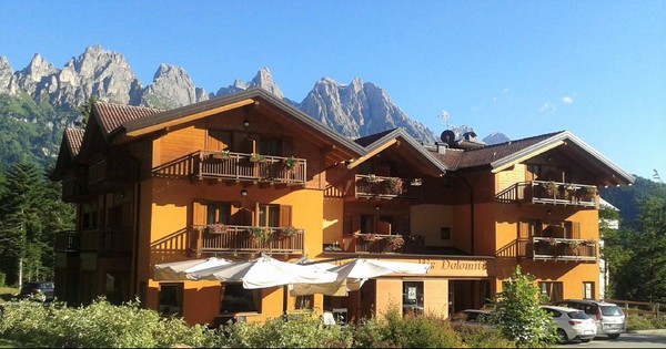 Foto esterno Hotel Chalet Giasenei