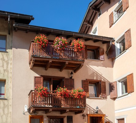 Foto Außenansicht Ferienwohnungen Maison Ostaria