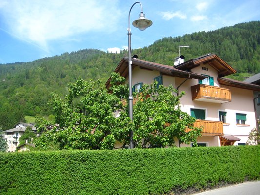 Photo exteriors in summer Casa Zugliani