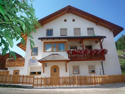 Foto esterno Appartamenti in agriturismo Sumaela