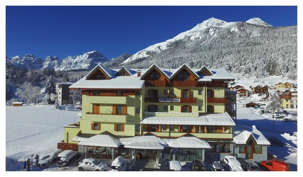 Foto esterno Family & Wellness Hotel Serena