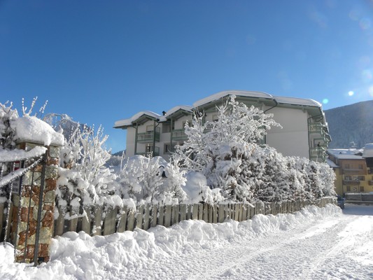 Foto esterno Alpino Baby Family Hotel