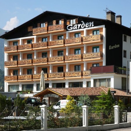Summer presentation photo Hotel Garden