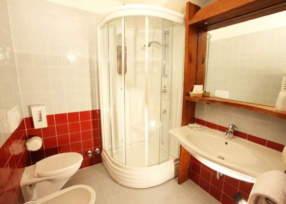 Foto del bagno Hotel Garden