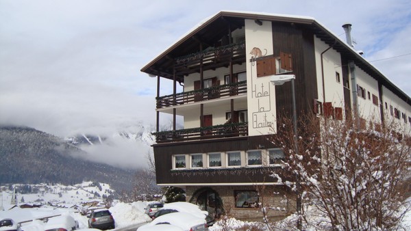 Foto esterno Hotel La Baita