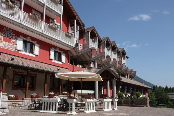 Foto estiva di presentazione Hotel La Bussola
