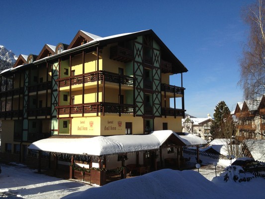 Foto esterno Hotel Dal Bon