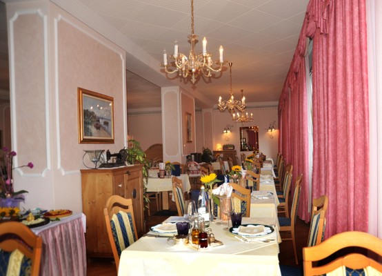 Das Restaurant Molveno Londra