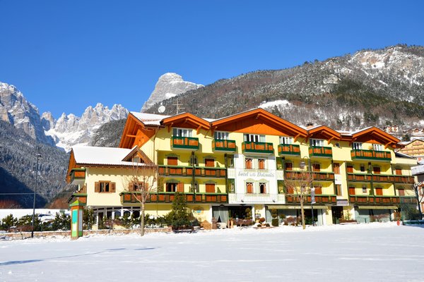 Foto invernale di presentazione Hotel Alle Dolomiti