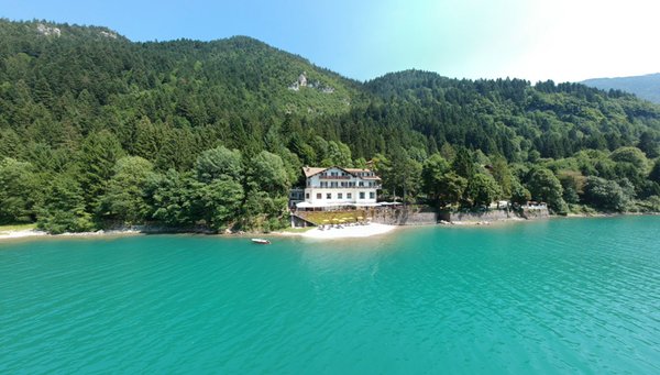 Position Lago Park Hotel Molveno