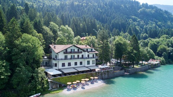 Photo exteriors in summer Lago Park Hotel