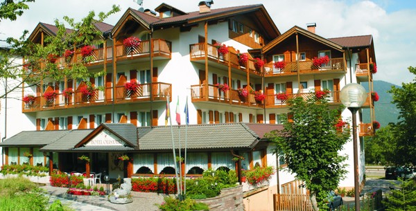 Foto Außenansicht Hotel Olisamir