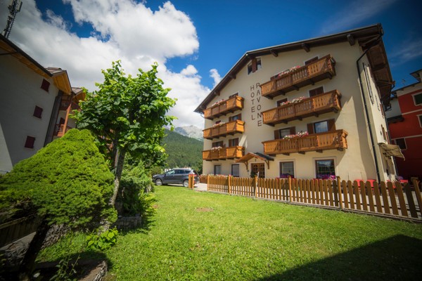 Foto esterno Hotel Pavone